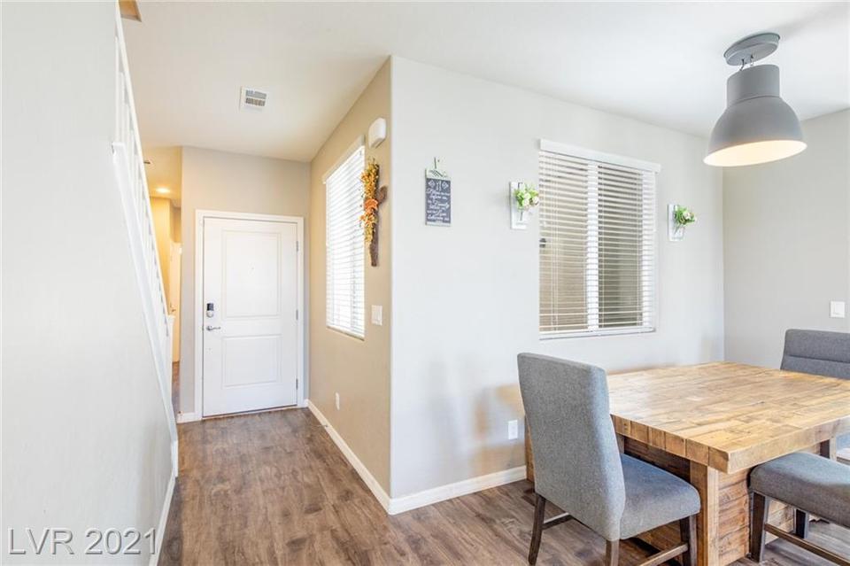 6925 Sunrise Crest Dr, Las Vegas, NV 89142 photo 5