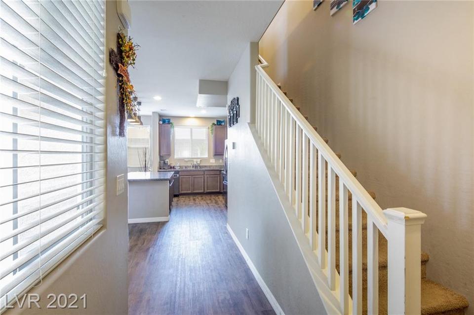  6925 Sunrise Crest Dr, Las Vegas, NV 89142 photo 4