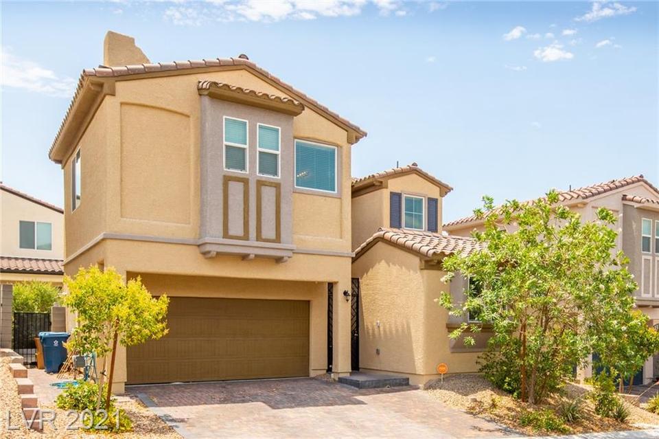  6925 Sunrise Crest Dr, Las Vegas, NV 89142 photo 3