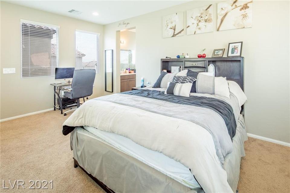  6925 Sunrise Crest Dr, Las Vegas, NV 89142 photo 17
