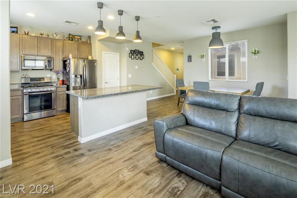  6925 Sunrise Crest Dr, Las Vegas, NV 89142 photo 12