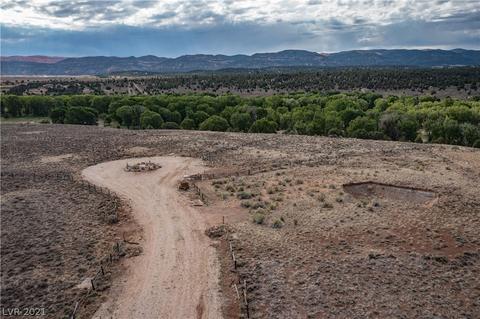 184 W Bryce Gate Cir, Hatch, UT 84735 photo 7