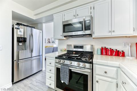 2157 Eaglecloud Dr, Henderson, NV 89074 photo 12