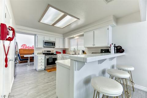 2157 Eaglecloud Dr, Henderson, NV 89074 photo 11