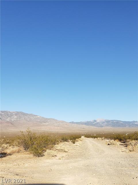 5140 Stage Ave, Pahrump, NV 89060