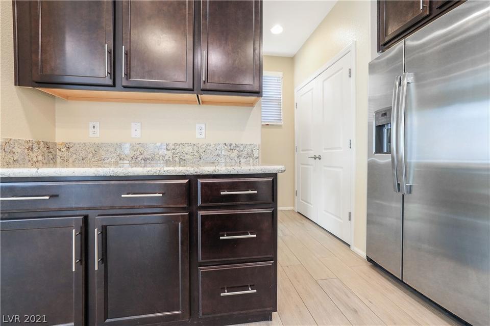  6525 Towerstone St, North Las Vegas, NV 89084 photo 8