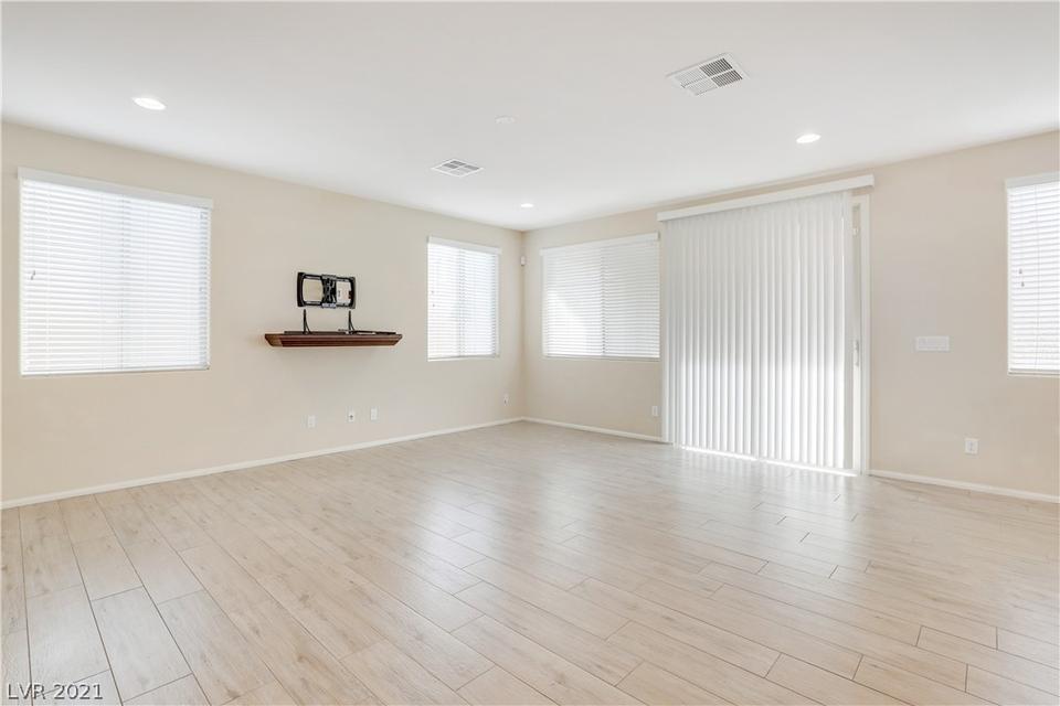  6525 Towerstone St, North Las Vegas, NV 89084 photo 12