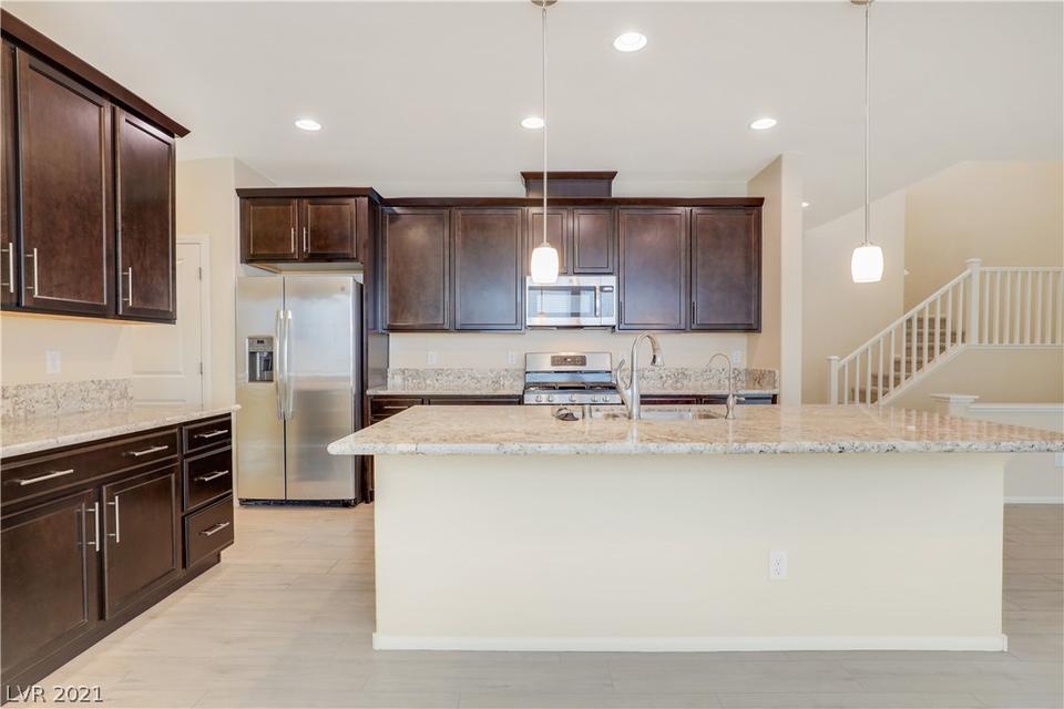  6525 Towerstone St, North Las Vegas, NV 89084 photo 5