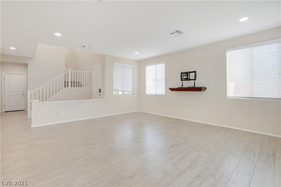  6525 Towerstone St, North Las Vegas, NV 89084 photo 14