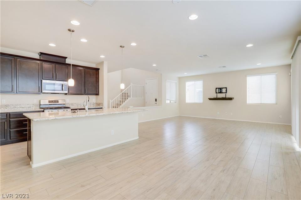  6525 Towerstone St, North Las Vegas, NV 89084 photo 9