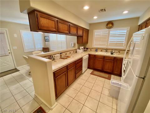 2170 Camel Mesa Dr, Laughlin, NV 89029 photo 4