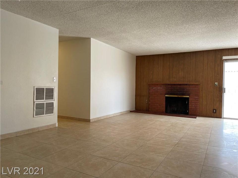  1116 Saylor Way, Las Vegas, NV 89108 photo 2