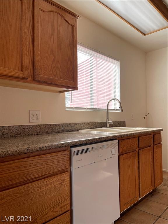  1116 Saylor Way, Las Vegas, NV 89108 photo 6
