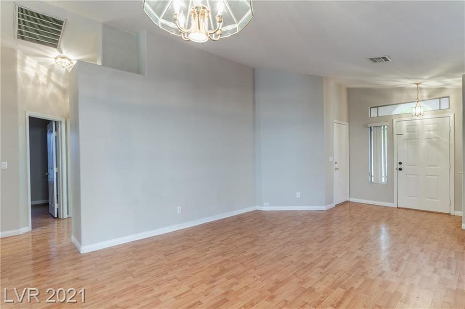  2580 Spruce Creek Dr, Las Vegas, NV 89135 photo 7