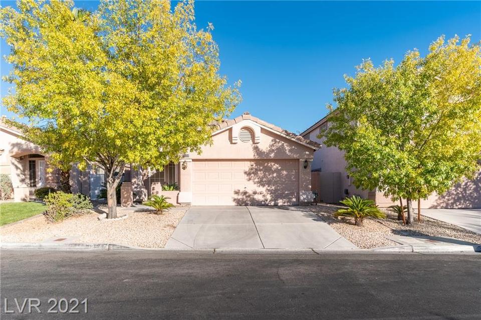  2580 Spruce Creek Dr, Las Vegas, NV 89135 photo 1