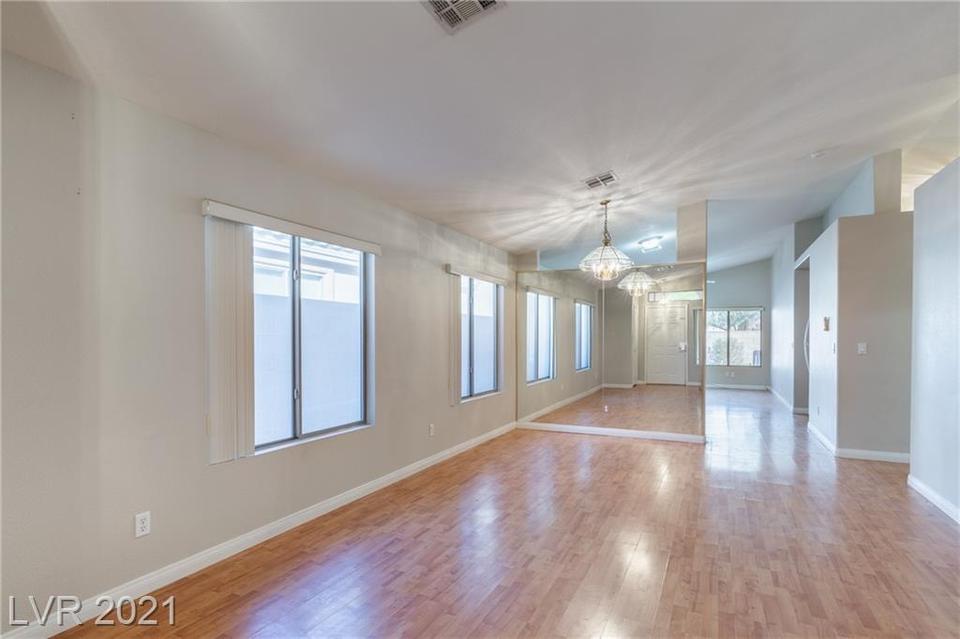  2580 Spruce Creek Dr, Las Vegas, NV 89135 photo 5