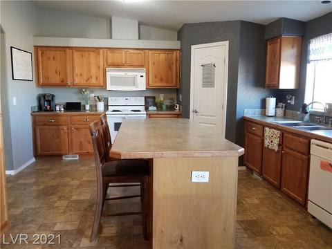 110 E 100th St, Ely, NV 89301 photo 5