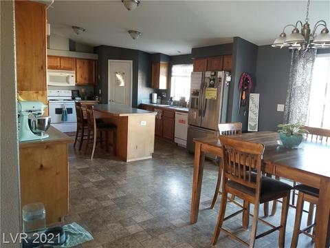 110 E 100th St, Ely, NV 89301 photo 4