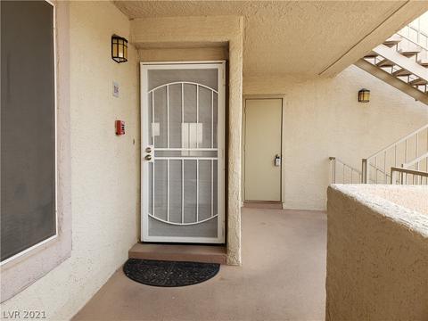 2016 Mesquite Ln #204, Laughlin, NV 89029