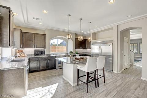 8584 Alpine Vineyards Ct, Las Vegas, NV 89139