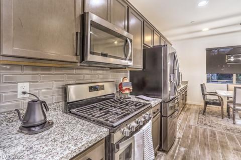 3056 Savella Ave, Henderson, NV 89044 photo 9