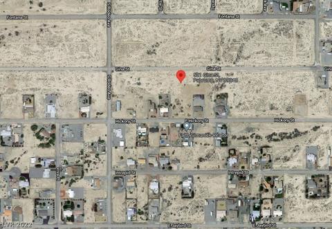 521 E Gina St, Pahrump, NV 89048