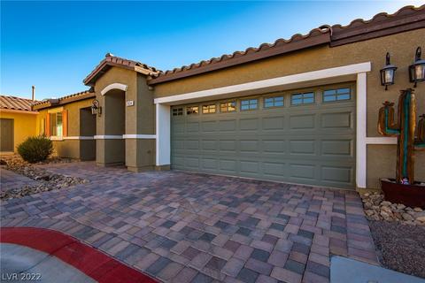 2834 Chetco River St, Laughlin, NV 89029 photo 1