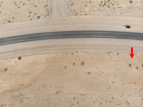 1600 Honeysuckle St, Pahrump, NV 89048