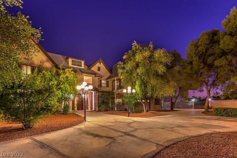 6480 Russell Rd, Las Vegas, NV 89118