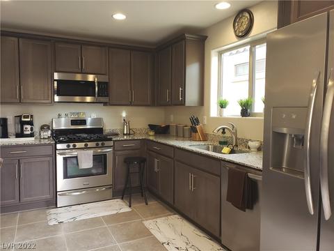 2802 Chetco River St, Laughlin, NV 89029 photo 9