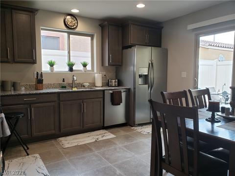 2802 Chetco River St, Laughlin, NV 89029 photo 7