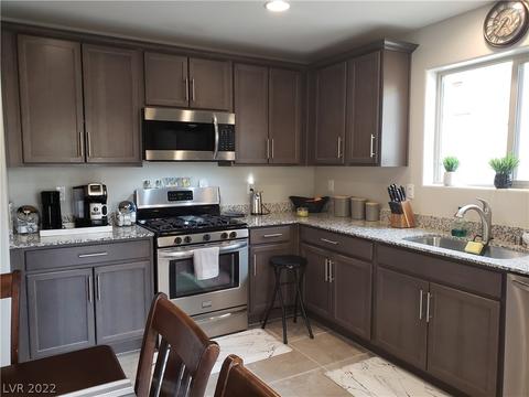 2802 Chetco River St, Laughlin, NV 89029 photo 8