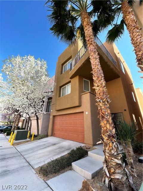 9373 Hilgard Ave, Las Vegas, NV 89178