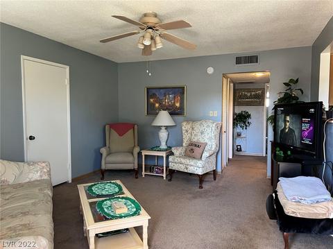 350 E Desert Inn Rd #H204, Las Vegas, NV 89109