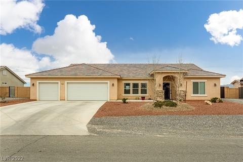 4681 Honey Locust Dr, Pahrump, NV 89061