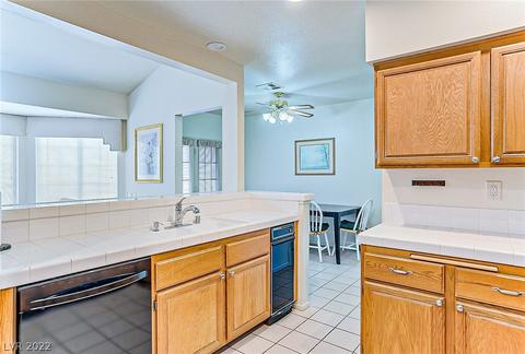 1911 Hobson Dr, Henderson, NV 89074 photo 7