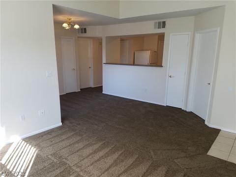 6650 W Warm Springs Rd #2085, Las Vegas, NV 89118
