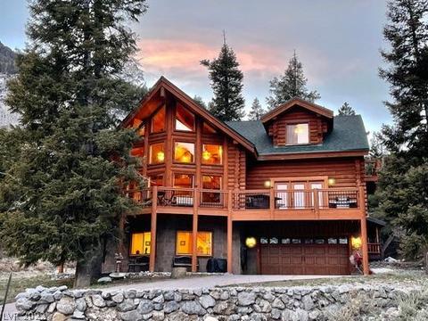 352 Echo Rd, Mount Charleston, NV 89124