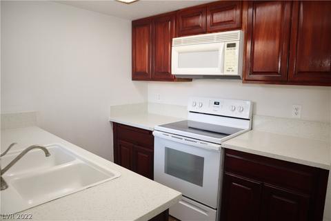 2961 Country Manor Ln #11, Las Vegas, NV 89115