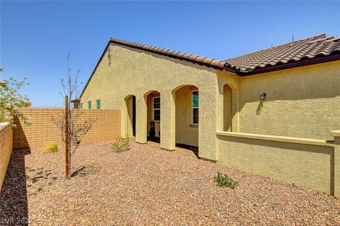 577 Comodo St, Henderson, NV 89011 photo 5