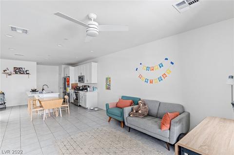 809 E Sunset Rd, Henderson, NV 89011 photo 4