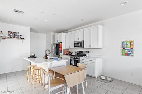 809 E Sunset Rd, Henderson, NV 89011 photo 12