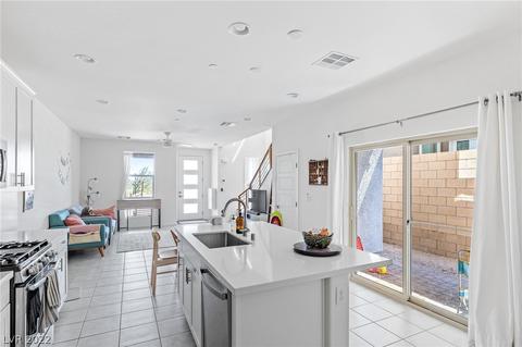 809 E Sunset Rd, Henderson, NV 89011 photo 13
