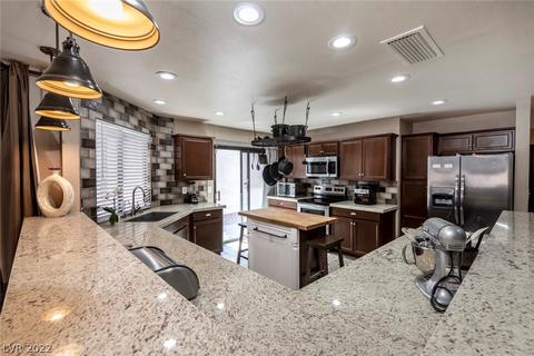 2511 Whippoorwill Ln, Las Vegas, NV 89121