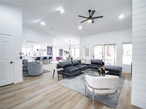 8528 Waycross Dr, Las Vegas, NV 89134