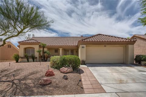 8713 Short Putt Dr, Las Vegas, NV 89134
