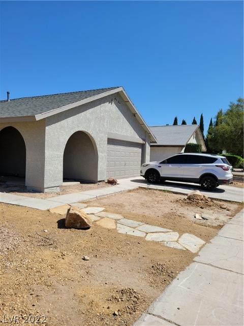 1212 Woodbridge Dr, Las Vegas, NV 89108