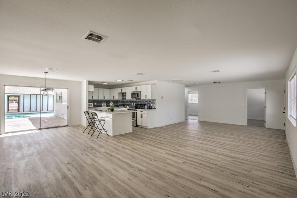  5356 Escondido St, Las Vegas, NV 89119 photo 15