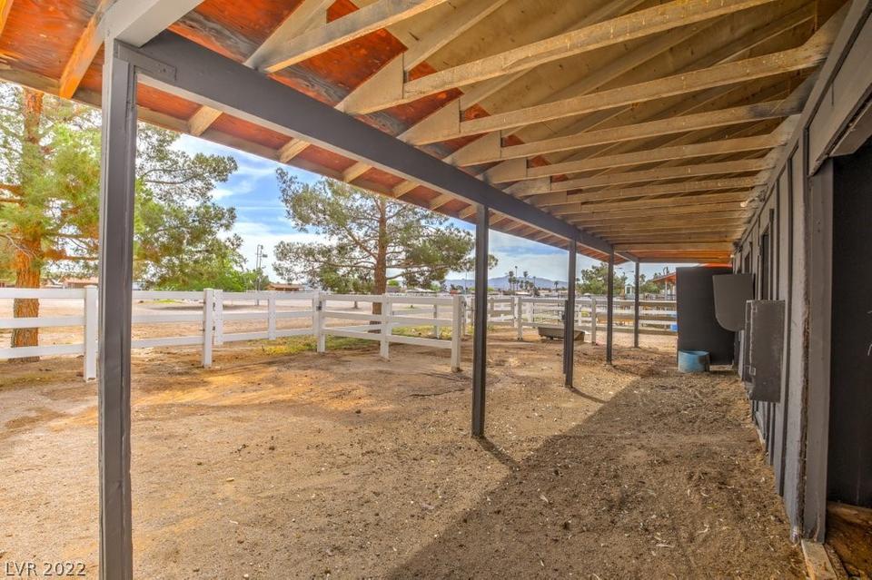  5356 Escondido St, Las Vegas, NV 89119 photo 5