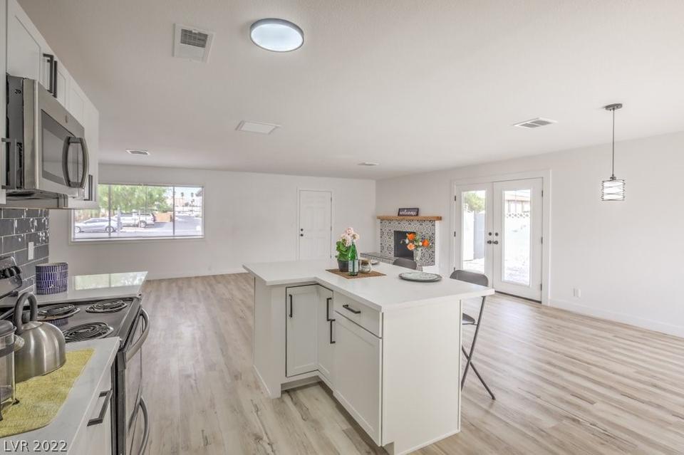  5356 Escondido St, Las Vegas, NV 89119 photo 18